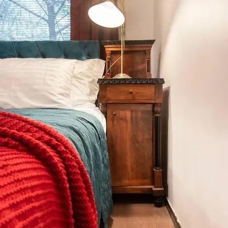 Holiday home House W/castle View Garden, Wine, Garage, Netflix Budapest